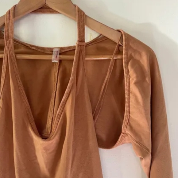 FP Free People Movement Shortsie and Shrug Set - Picture 4 of 6